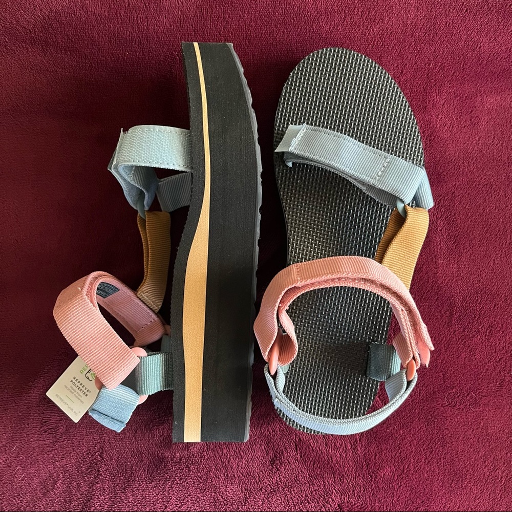 Teva Universal Flatform